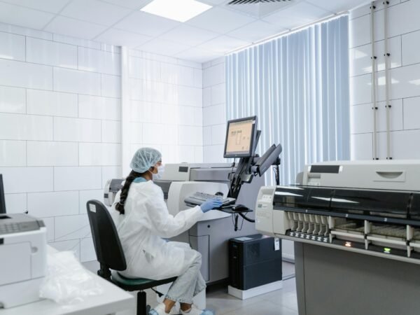 NHS Jobs with Tier 2 Sponsorship